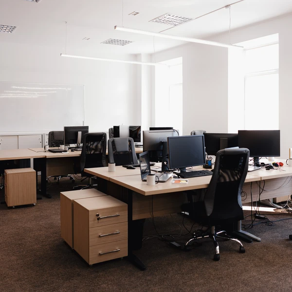 Szkolenie bhp dla pracowników administracyjno biurowych i pomiary środowiska pracy